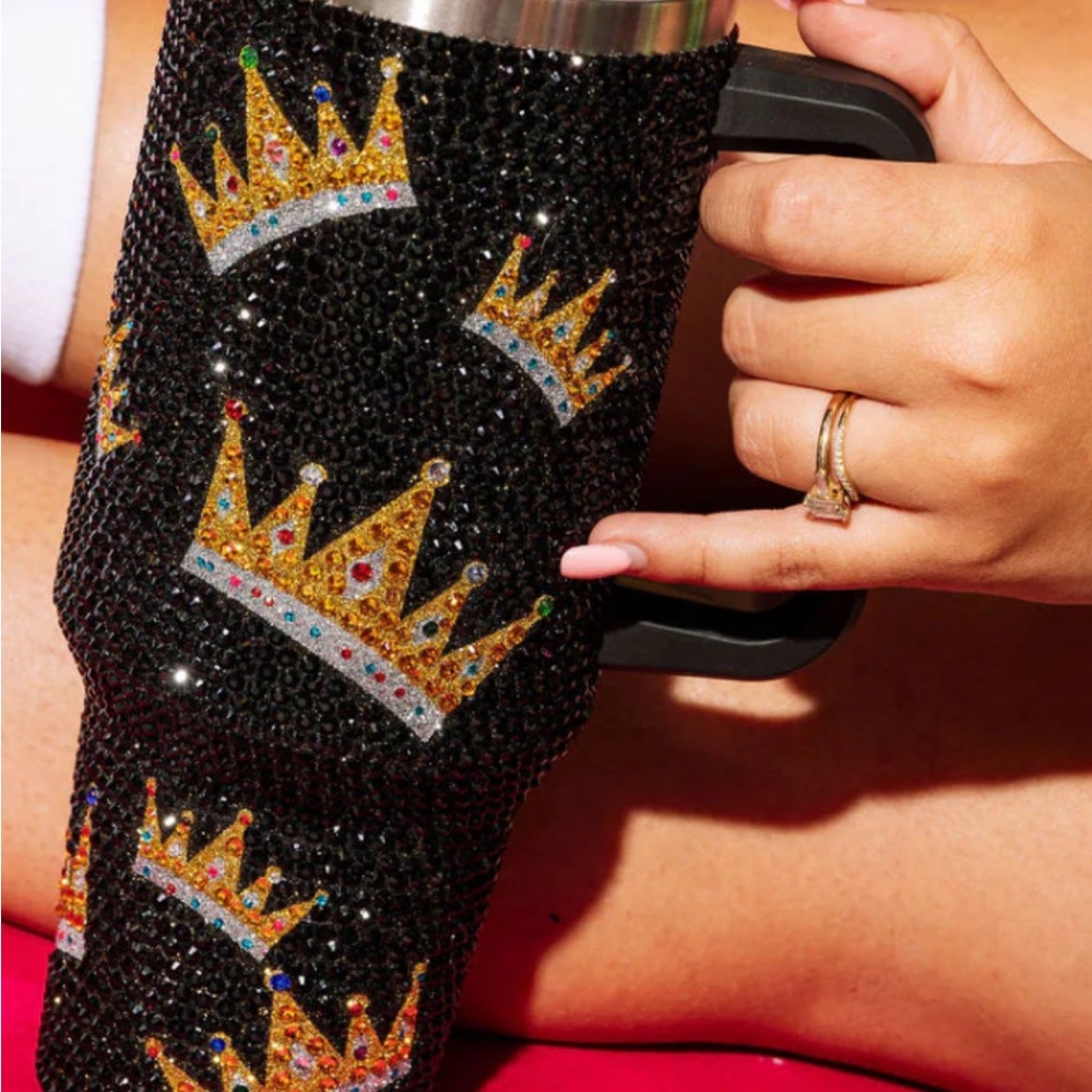 Brand New queen of sparkles rhinestone crown tumbler